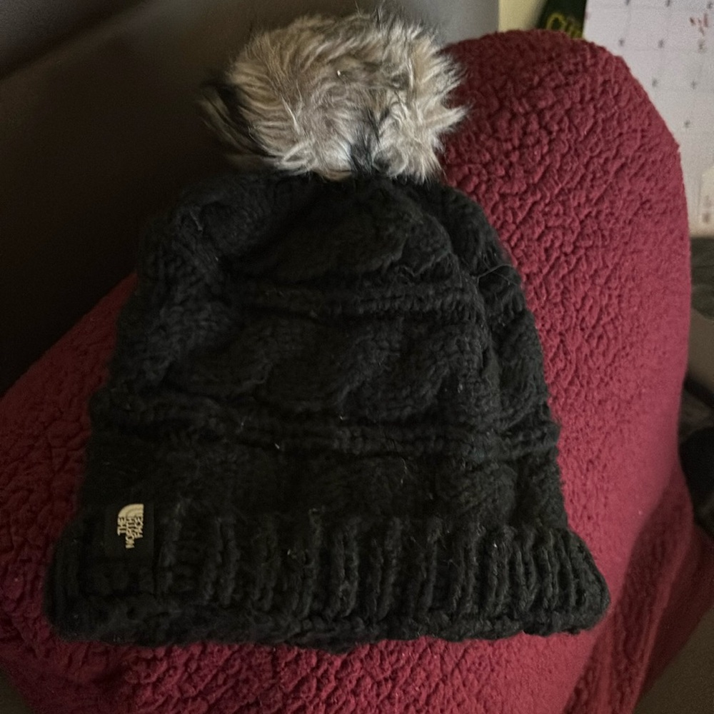North face fur hat black beanie